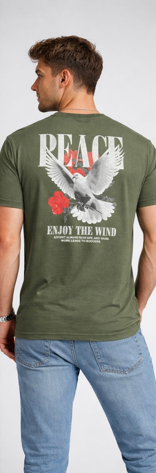 ROUND NECK GRAPHIC PRINT T-SHIRT