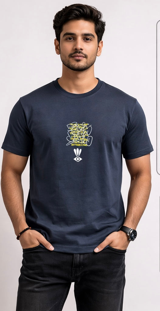 ROUND NECK GRAPHIC PRINT T-SHIRT