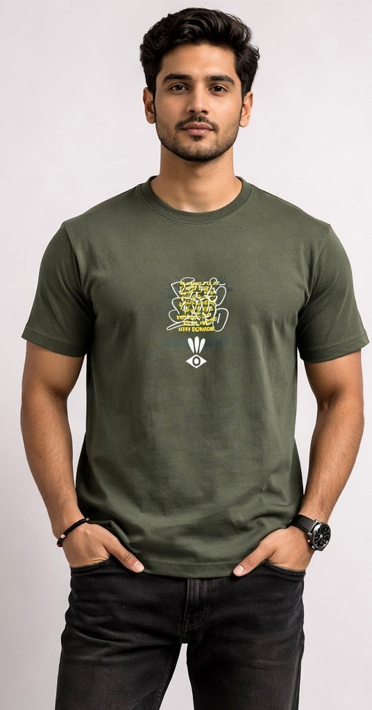 ROUND NECK GRAPHIC PRINT T-SHIRT